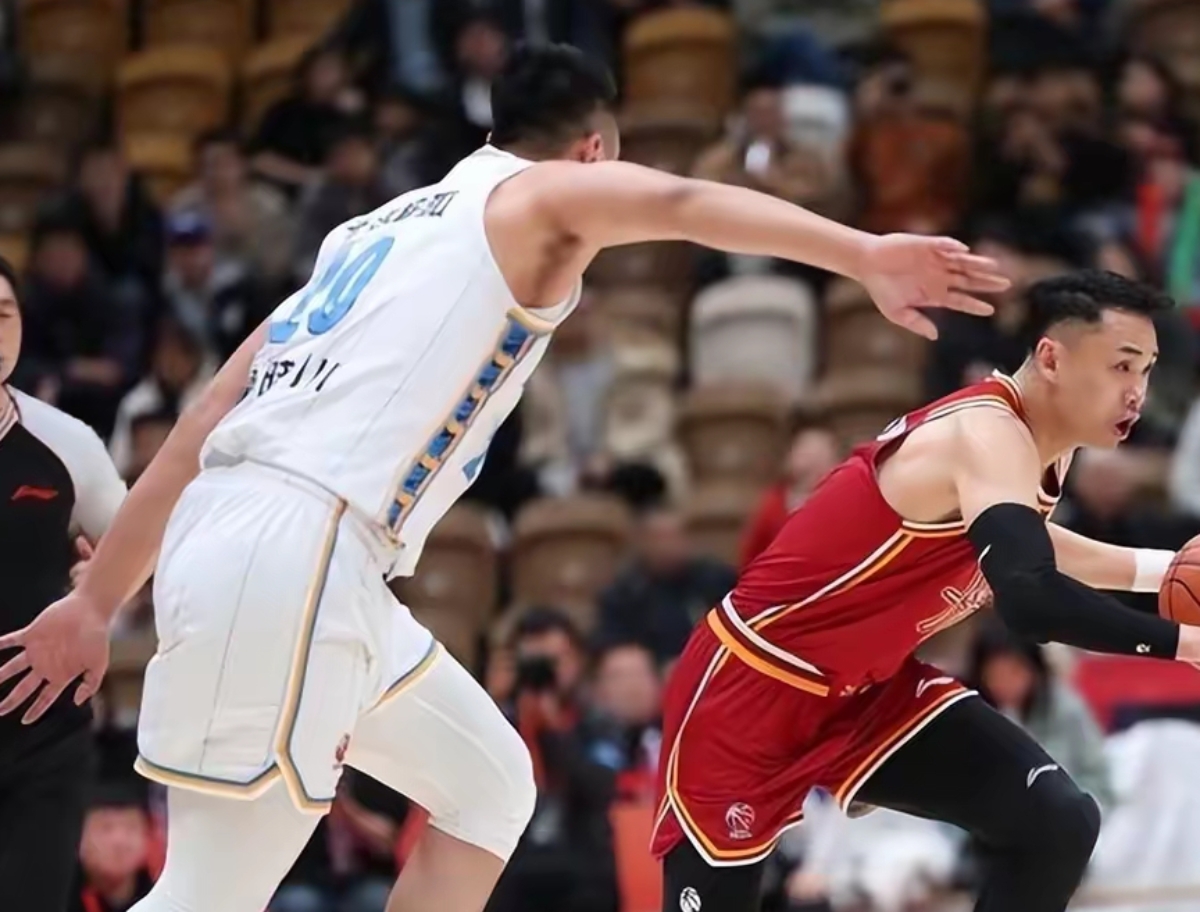 开云APP-关于转折点！广东宏远主帅复盘，NBA常规赛加时末段攻防权衡，引发热议，高层口径保持一致的信息
