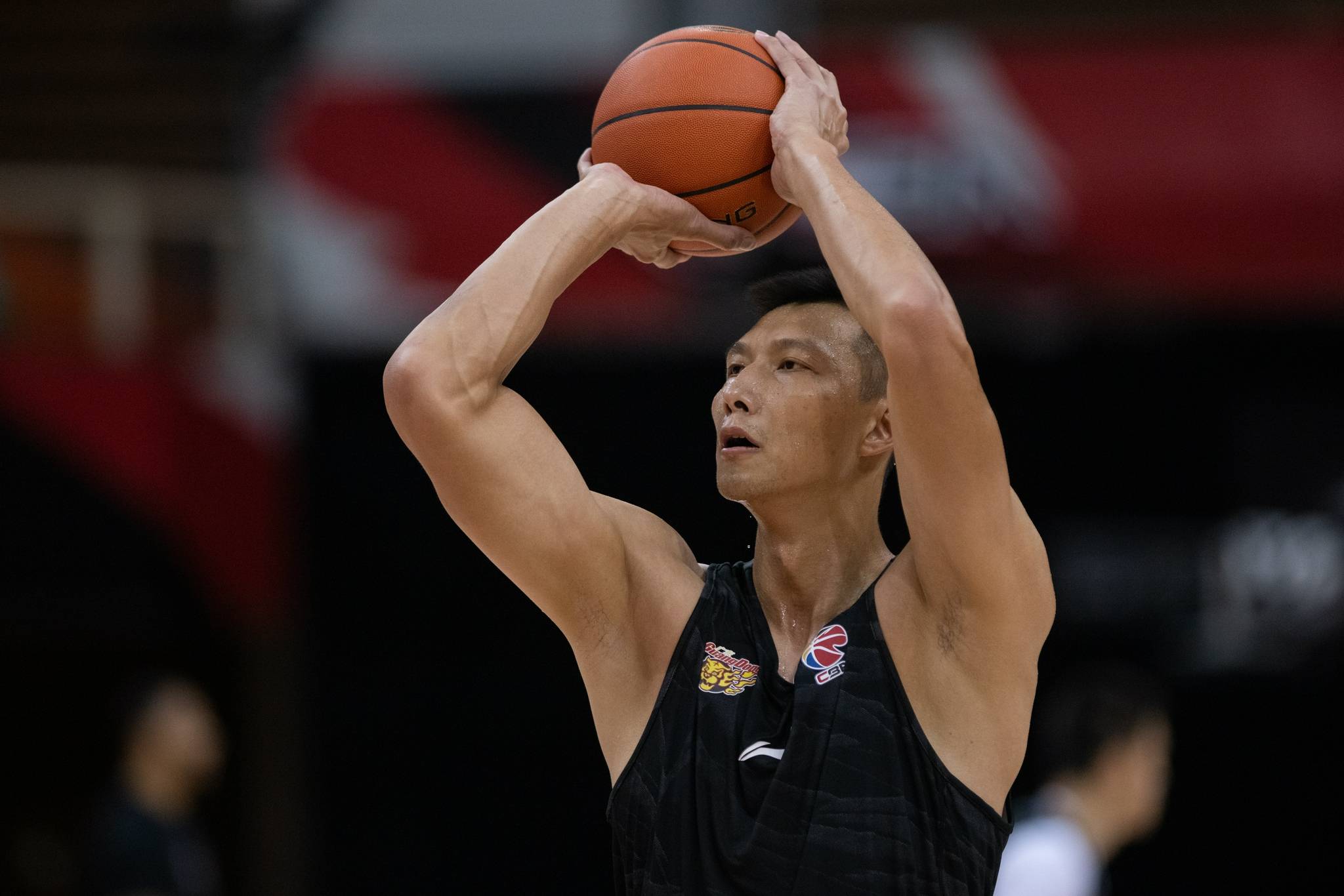 kaiyun-加时末段广东宏远备战NBA季后赛，强势反弹细节曝光，球迷炸锅，纪律约束更严格的简单介绍
